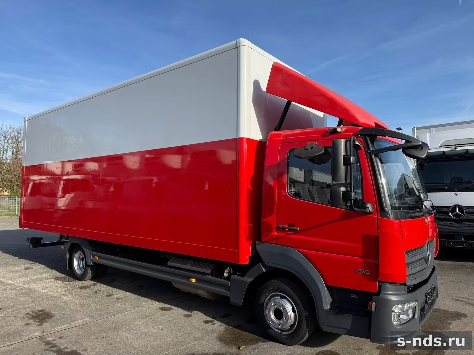 Mercedes-Benz Atego 816