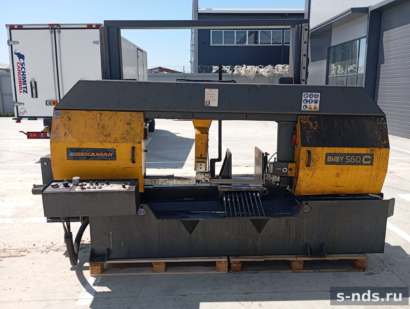Ленточнопильный станок Bekamak BMSY 560 C