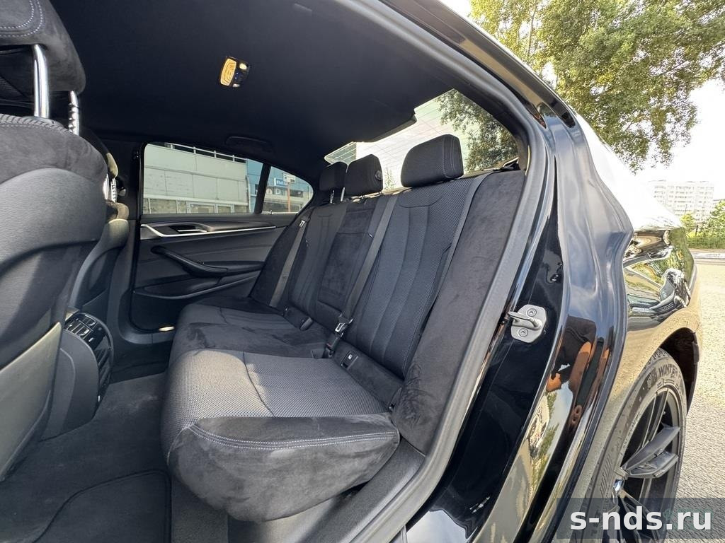 BMW 520d xDrive 2021г.