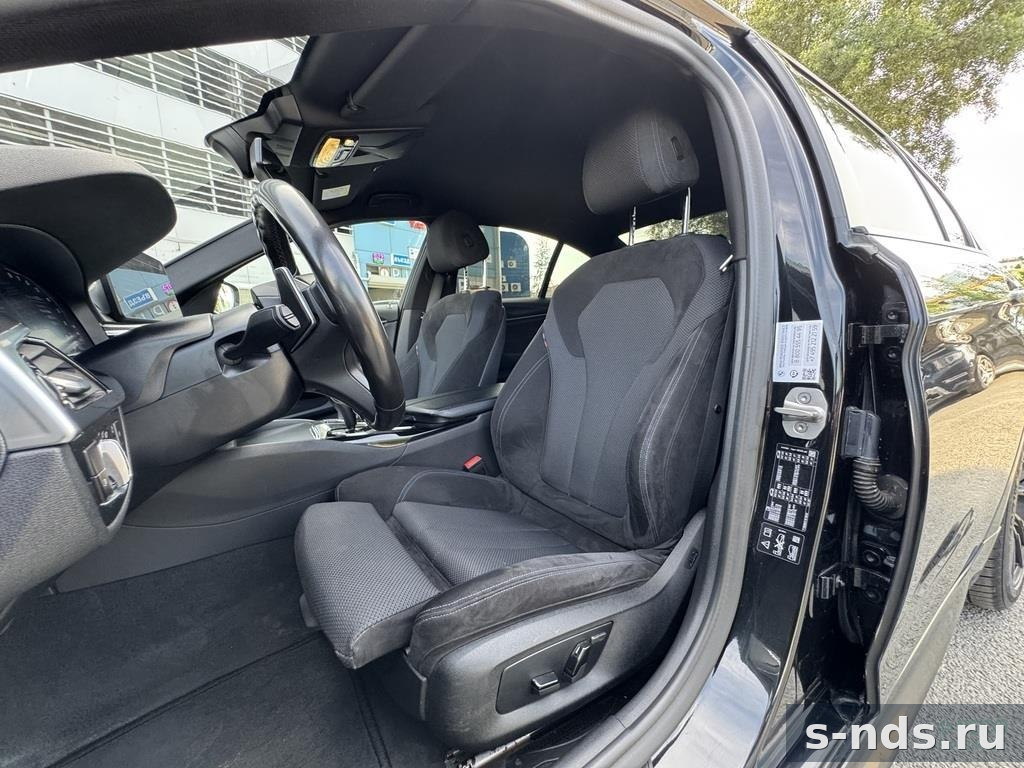 BMW 520d xDrive 2021г.
