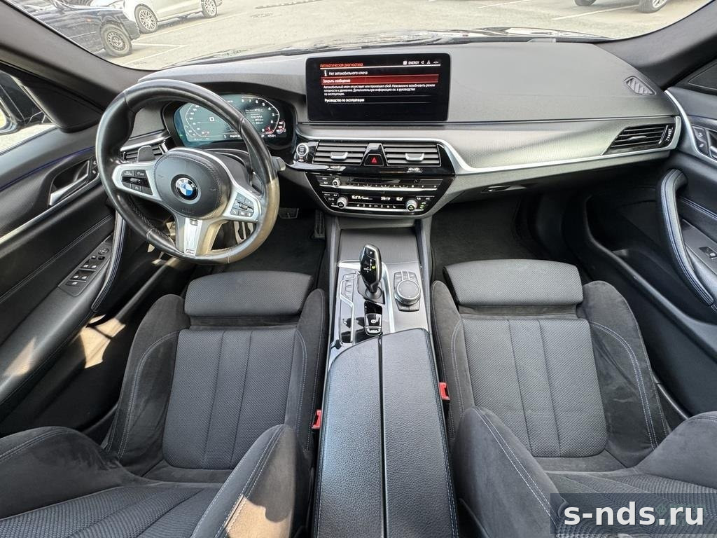 BMW 520d xDrive 2021г.