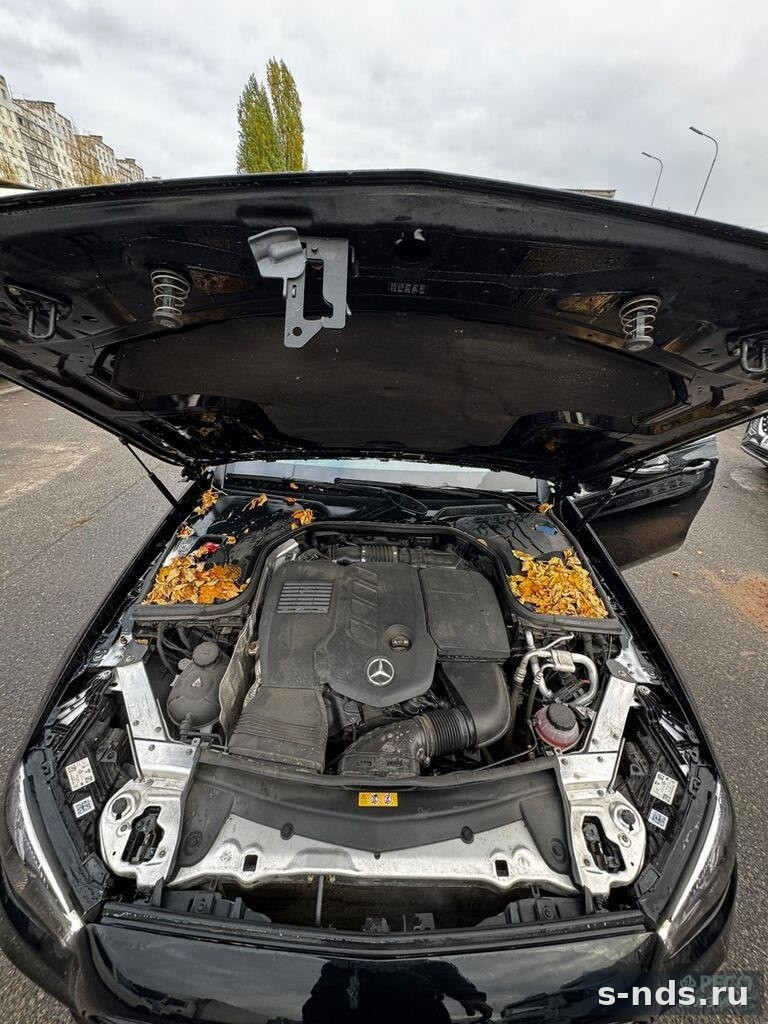 MERCEDES-BENZ E300D 4MATIC 2021г.