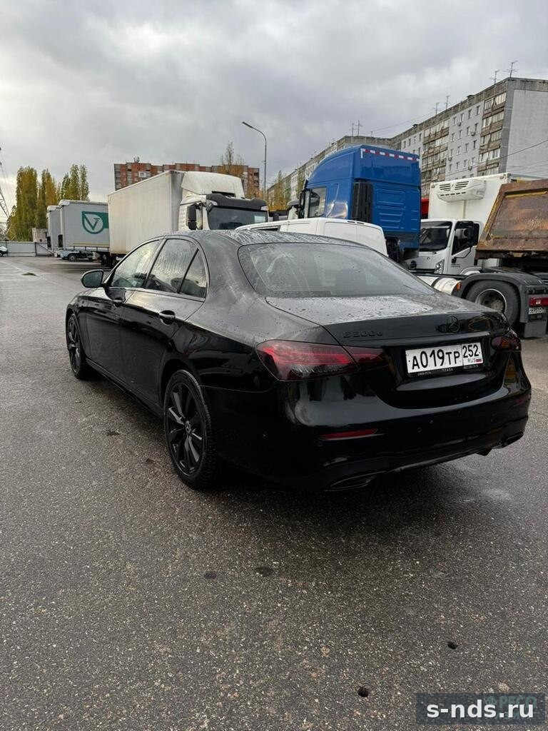 MERCEDES-BENZ E300D 4MATIC 2021г.