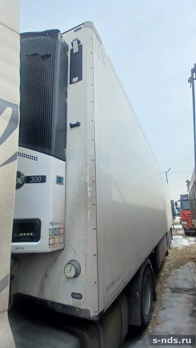 SCHMITZ CARGOBULL