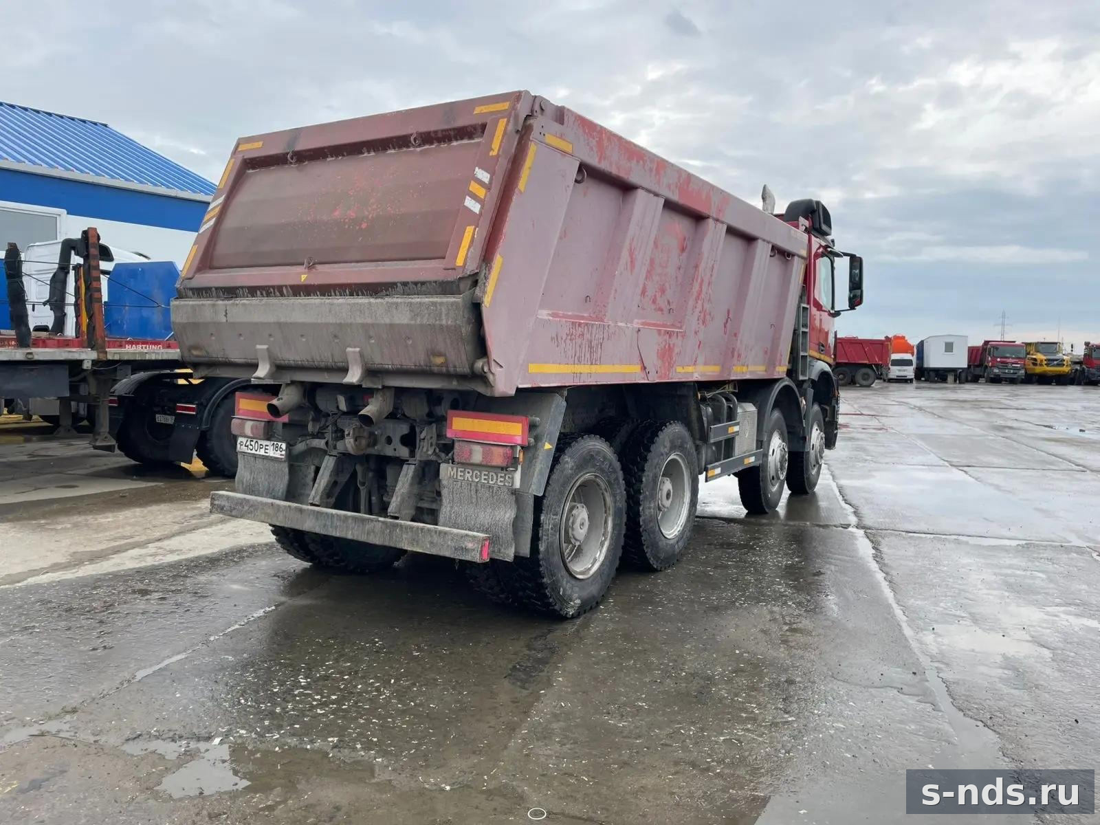 Самосвал Mercedes-Benz Arocs 65896-06