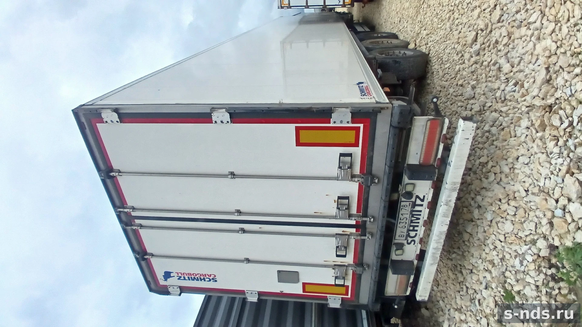 SCHMITZ CARGOBULL