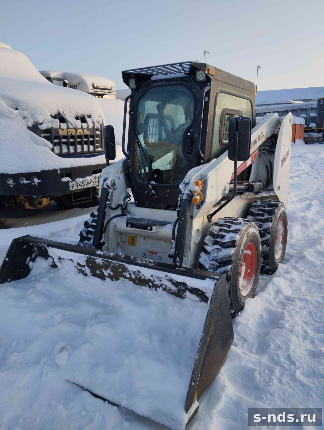 Минипогрузчик LONKING CDM308 2023г.
