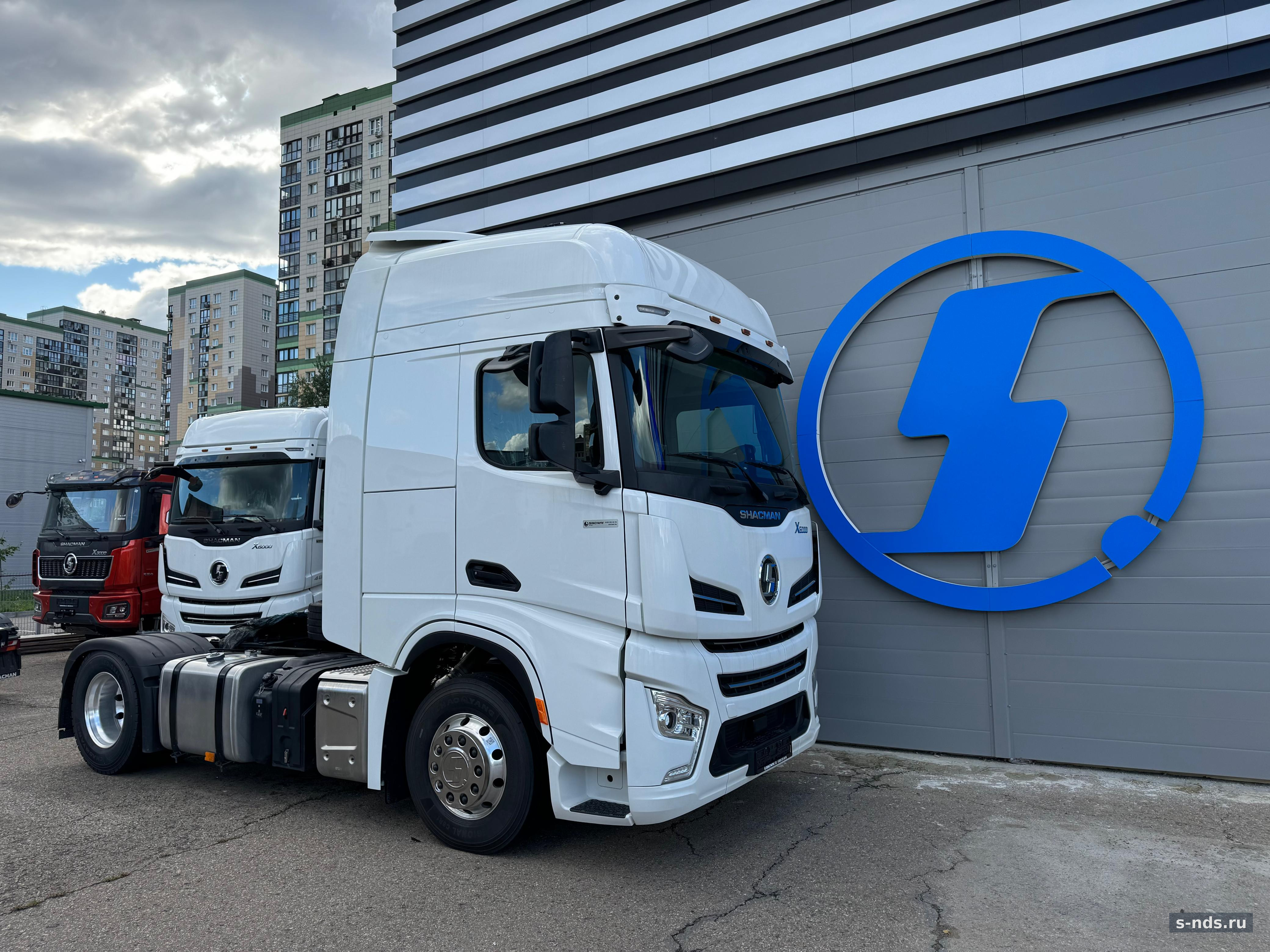 Shacman X6000 4x2 480 ZF 24 год.