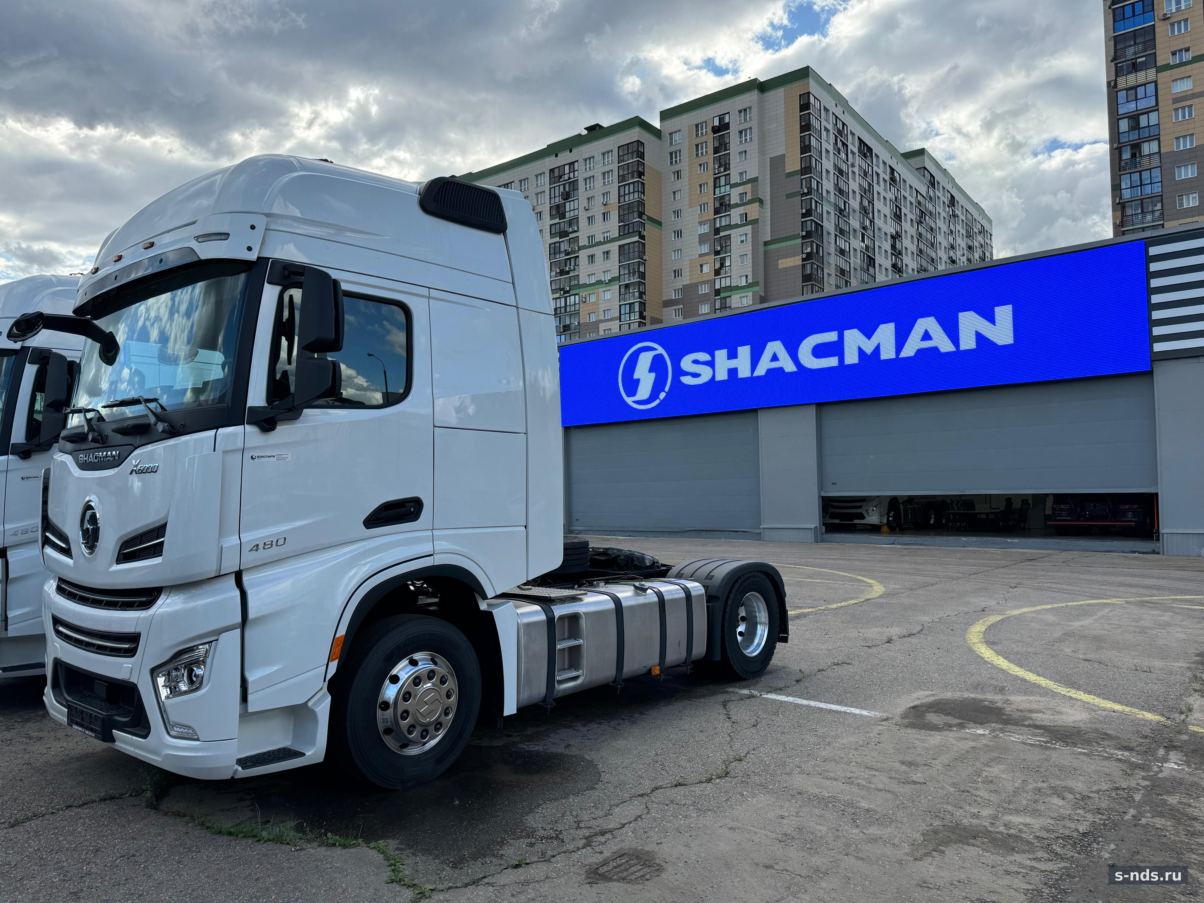 Shacman X6000 4x2 480 ZF 24 год.