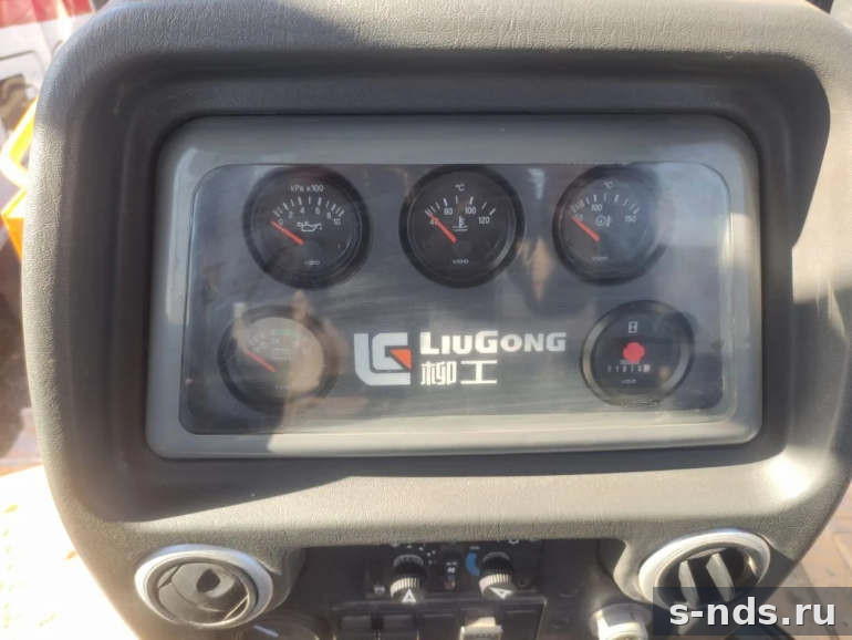 ГУСЕНИЧНЫЙ БУЛЬДОЗЕР LIUGONG CLGB260 2023г.