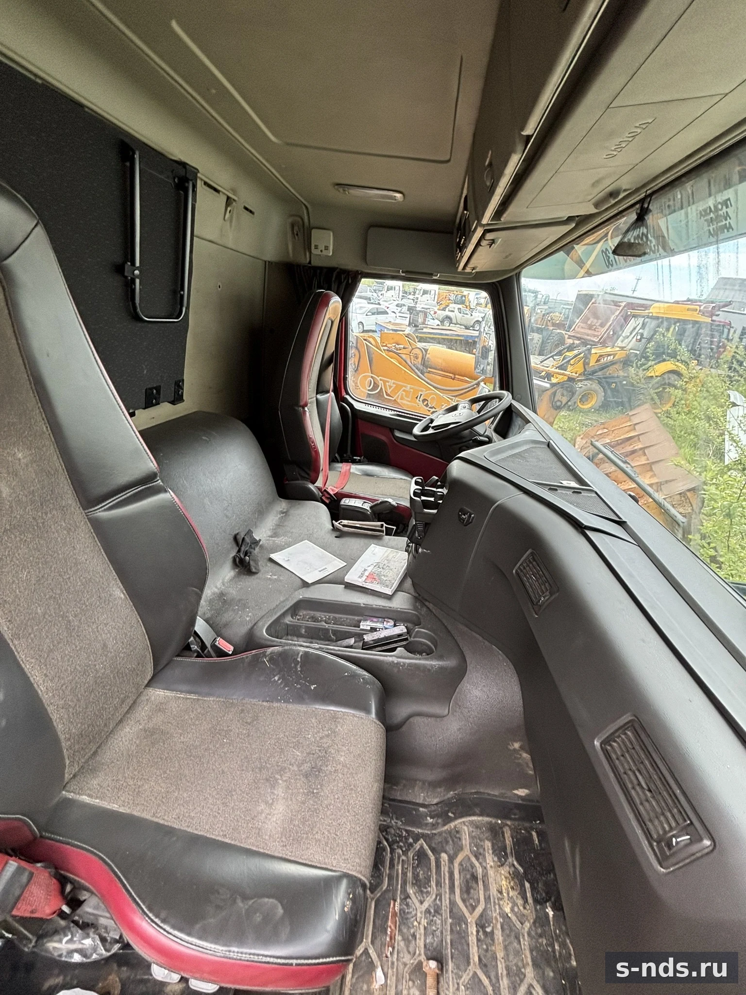 VOLVO