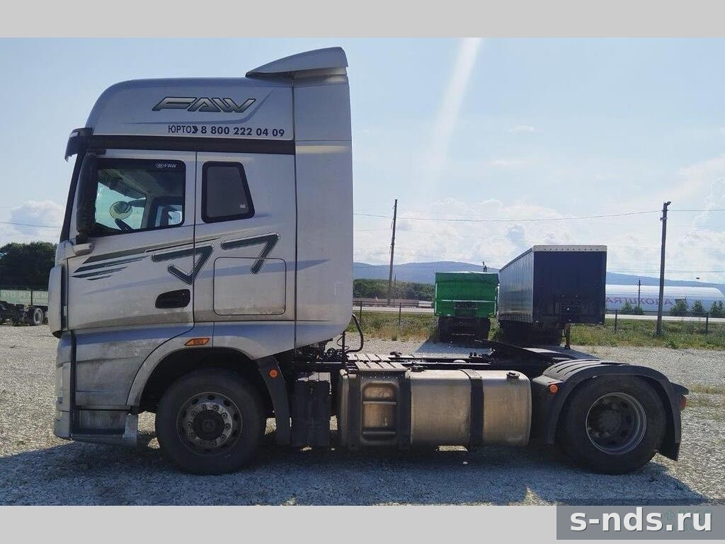 Тягач 4х2 FAW J7 2023г.