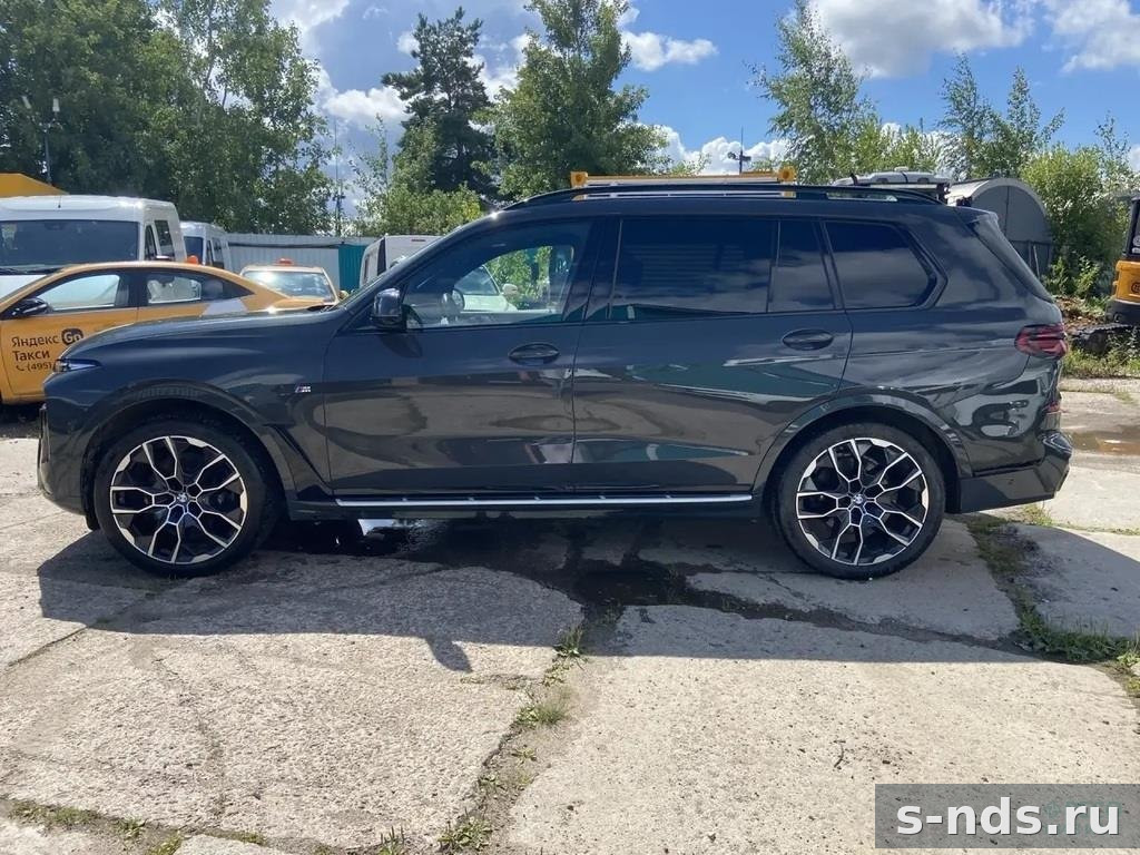 BMW X7 xDrive 40d M Sport 2023г.