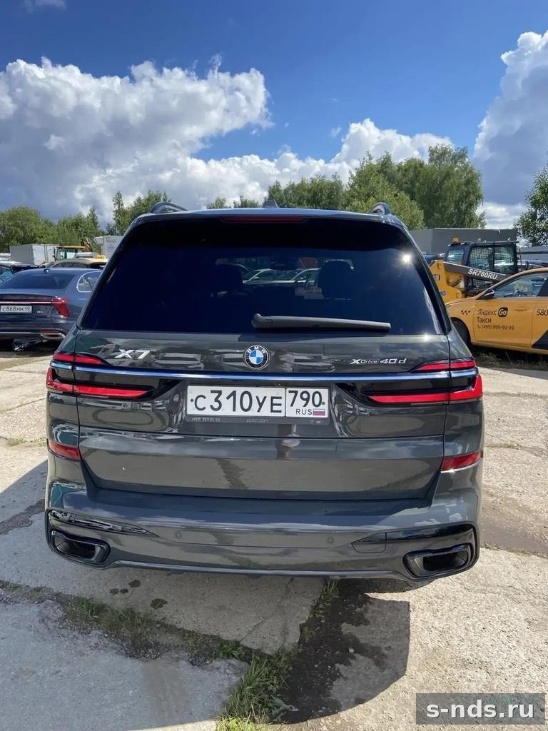 BMW X7 xDrive 40d M Sport 2023г.