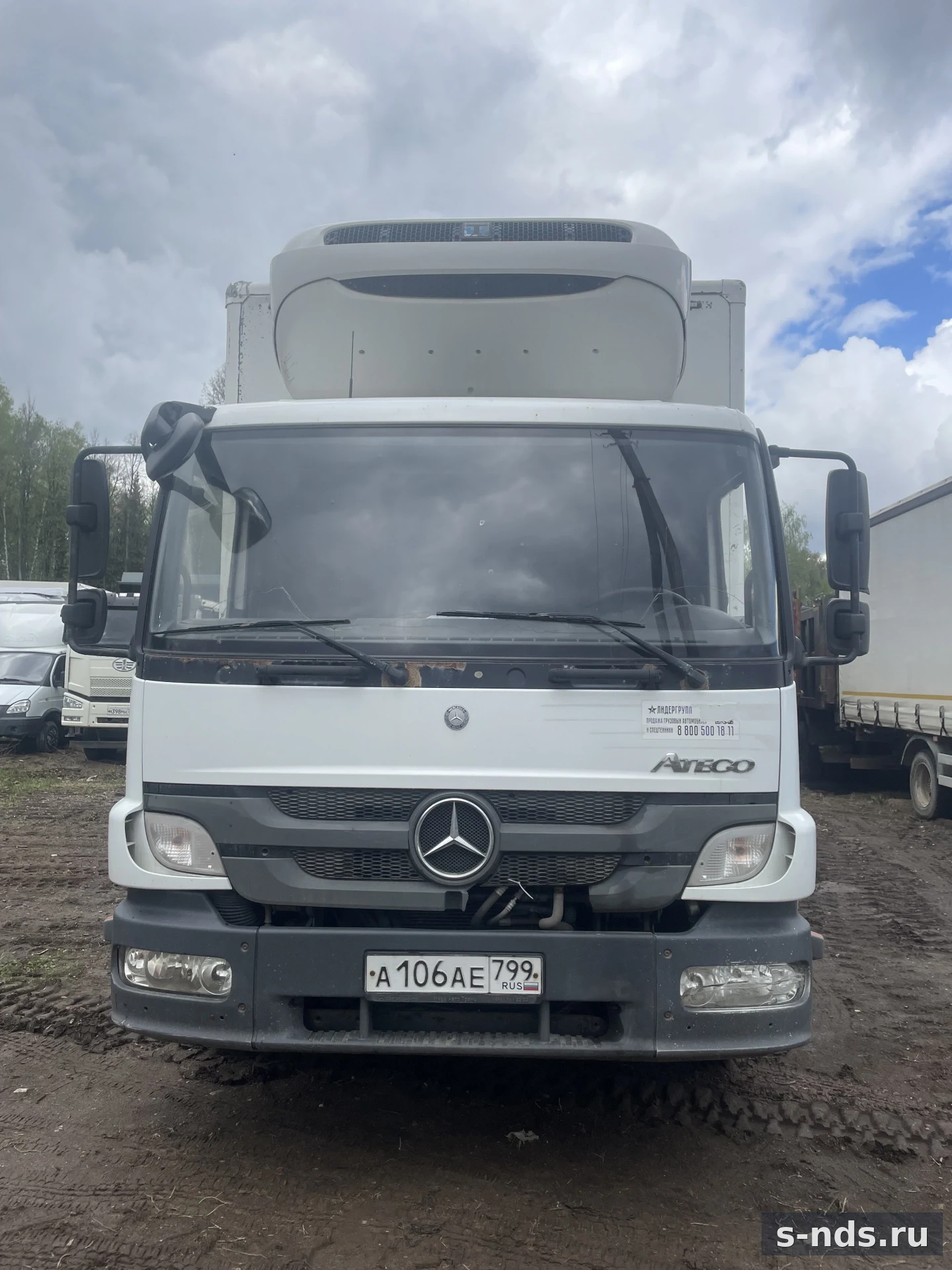 MERCEDES-BENZ