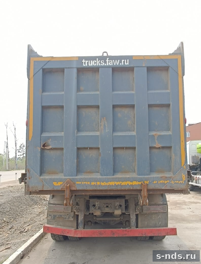 самосвал FAW J6 2023г.