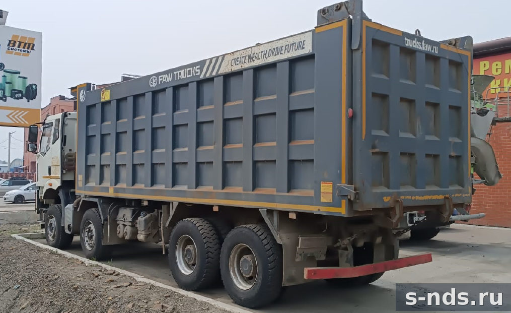 самосвал FAW J6 2023г.