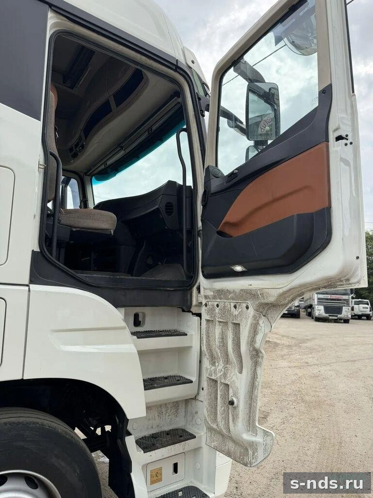 Тягач 4x2 FOTON AUMAN 2023г.