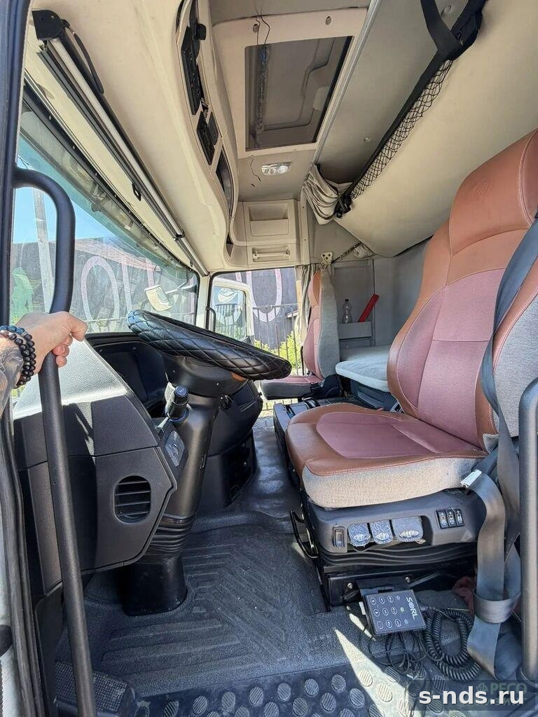 Тягач 4x2 FOTON AUMAN 2023г.