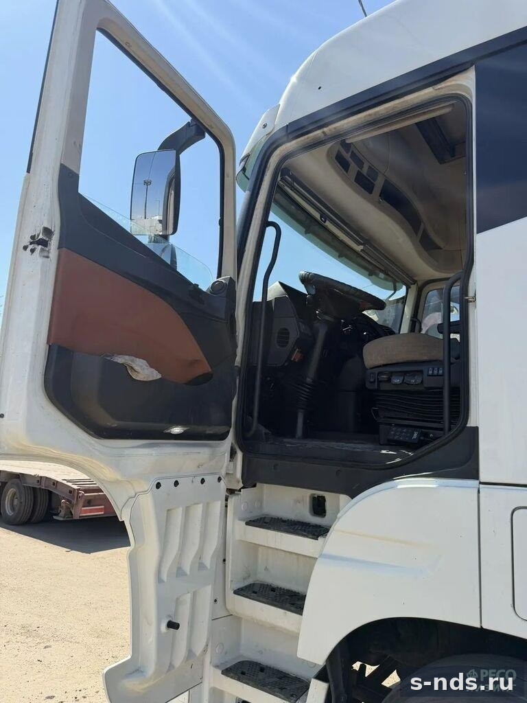 Тягач 4x2 FOTON AUMAN 2023г.