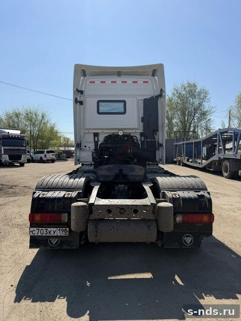 Тягач 4х2 FOTON AUMAN 2023г.