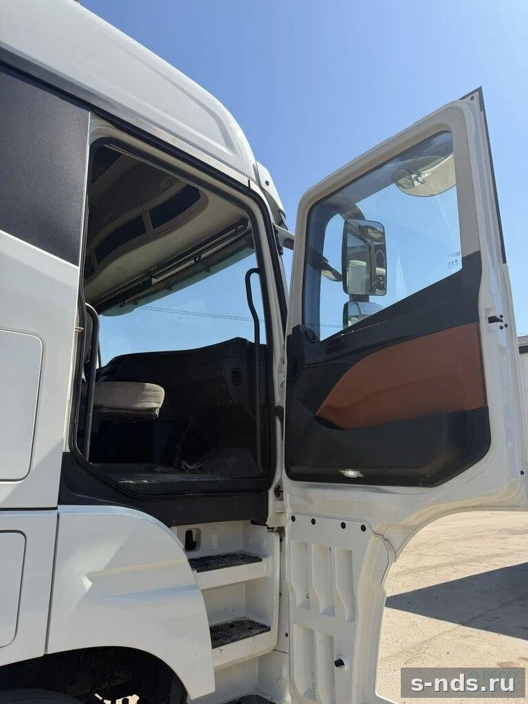 Тягач 4х2 FOTON AUMAN 2023г.