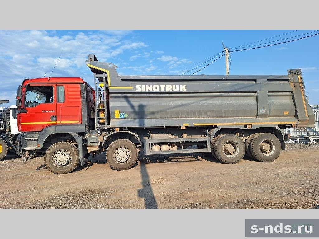 Самосвал 8х4 SITRAK C7H ZZ3316V386ME