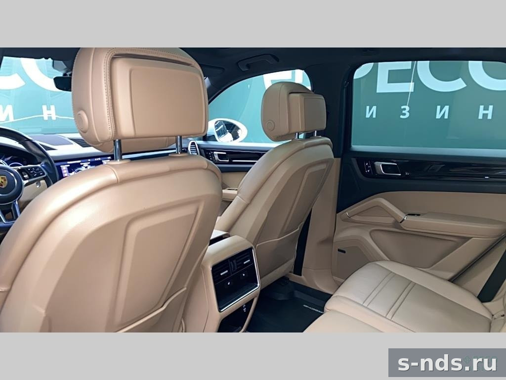 PORSCHE CAYENNE 2020г.