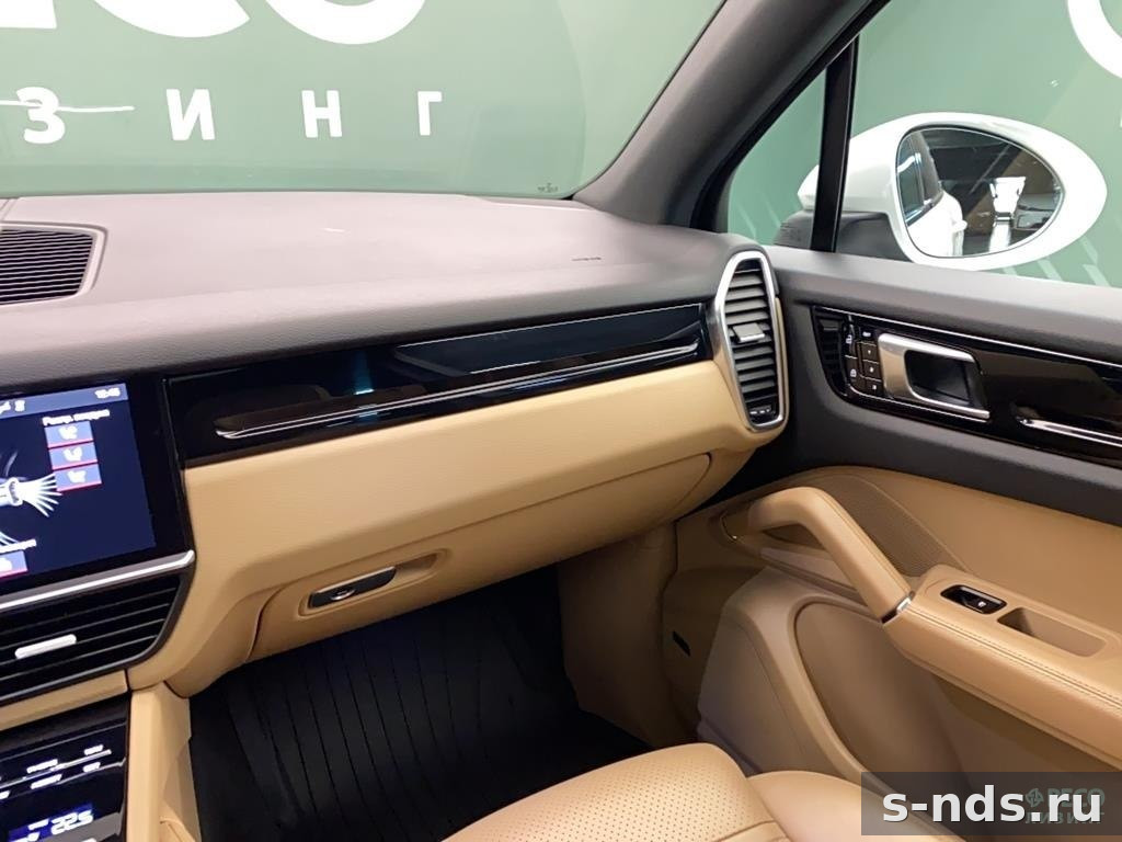 PORSCHE CAYENNE 2020г.
