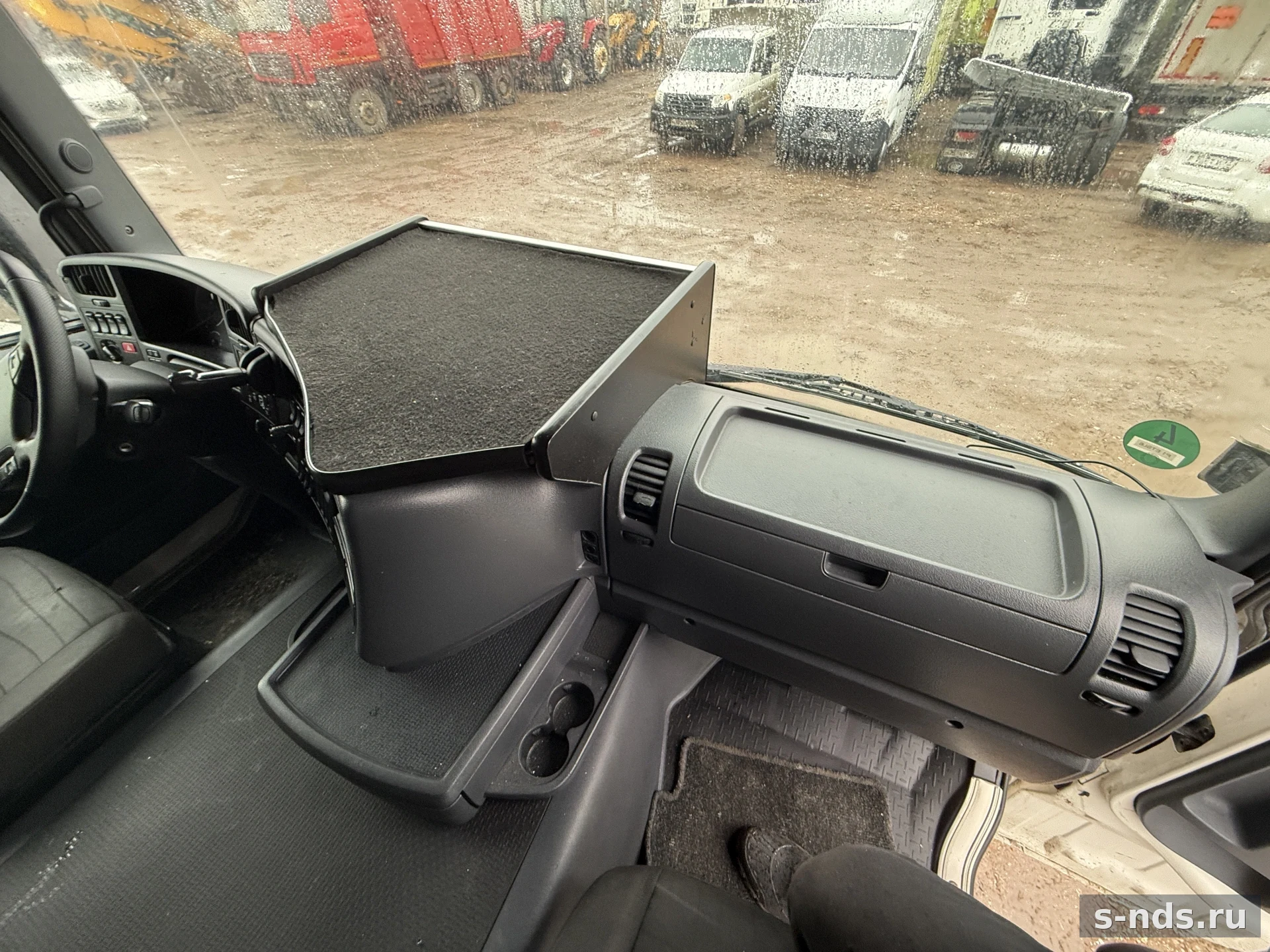 SCANIA