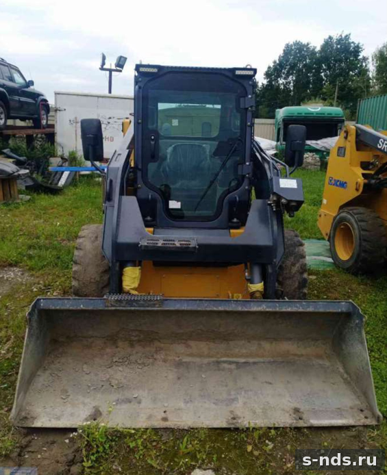 Мини-погрузчик XCMG SR760RU