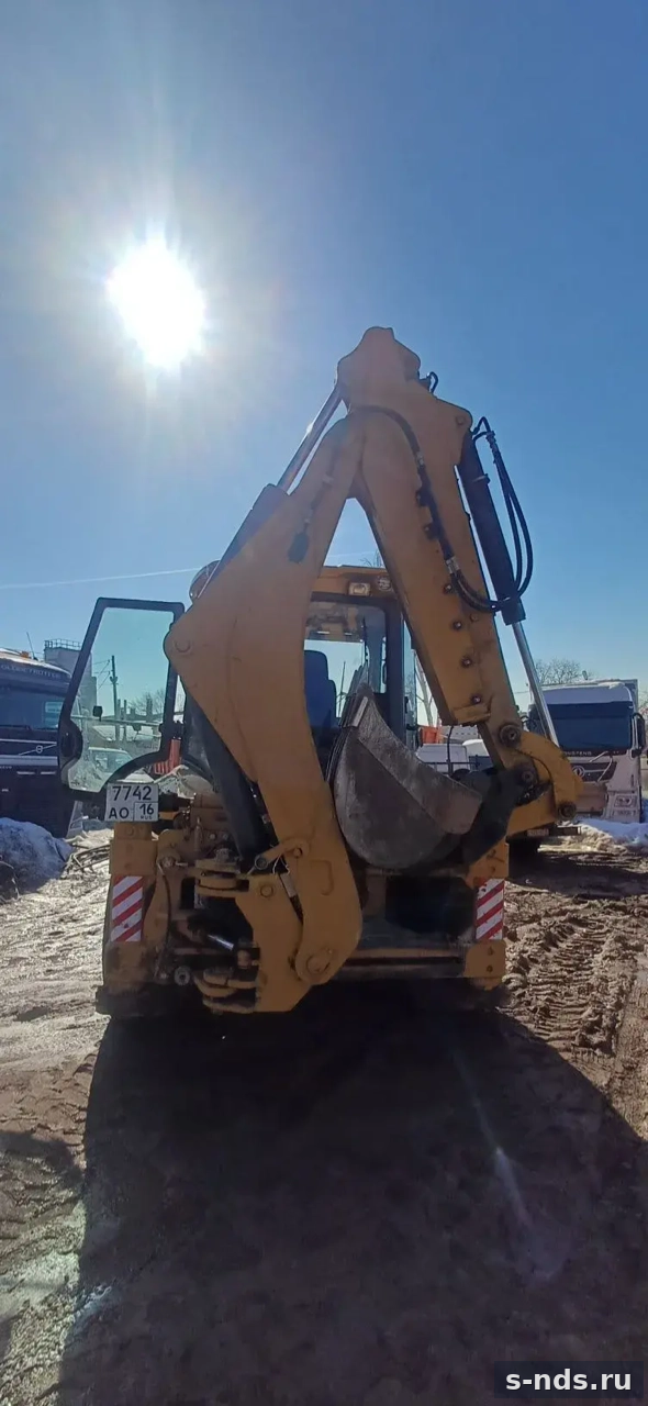 Экскаватор-погрузчик SHANWEI BL880, 2023