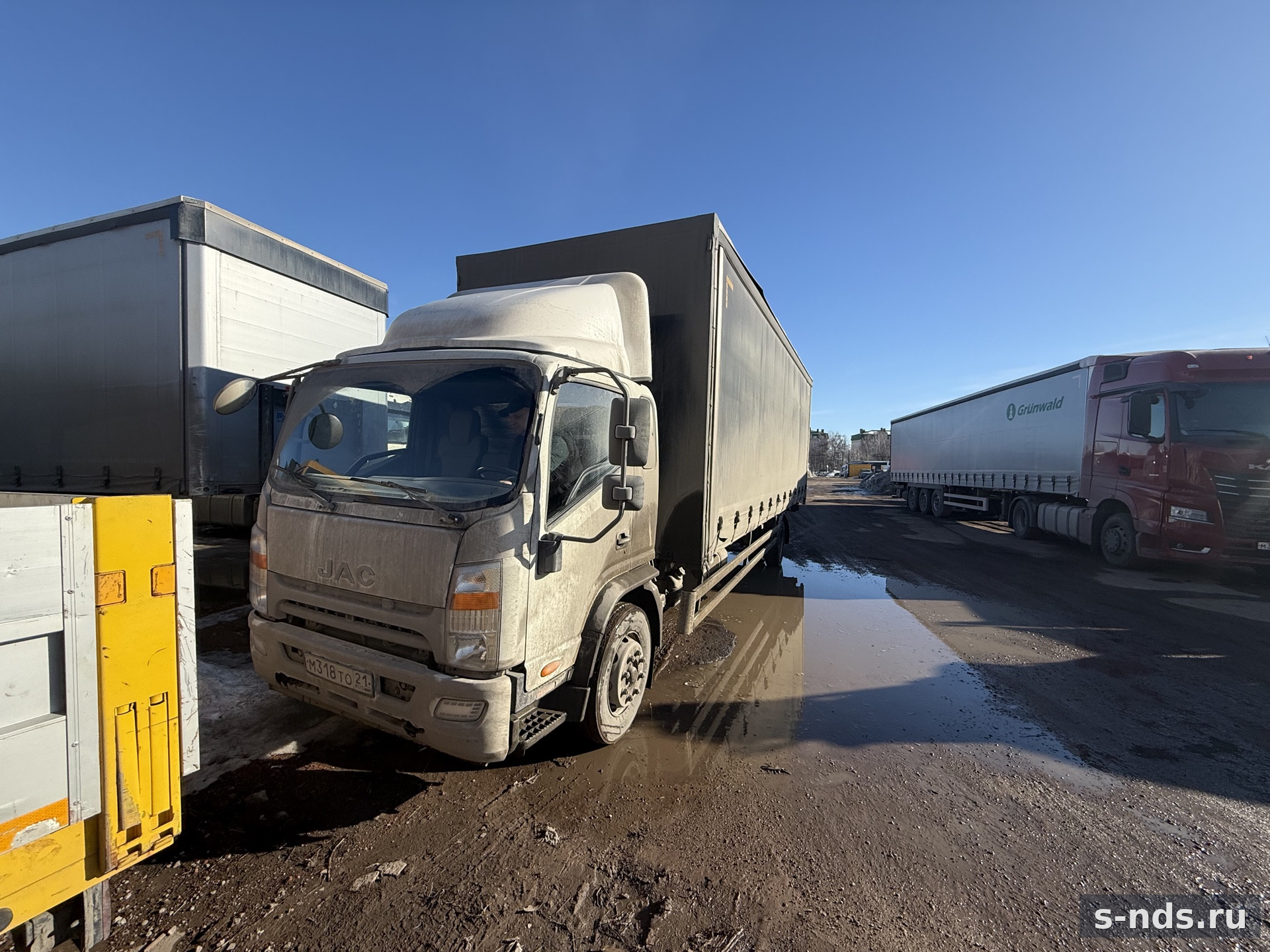 Тентованный грузовик JAC N120, 2022