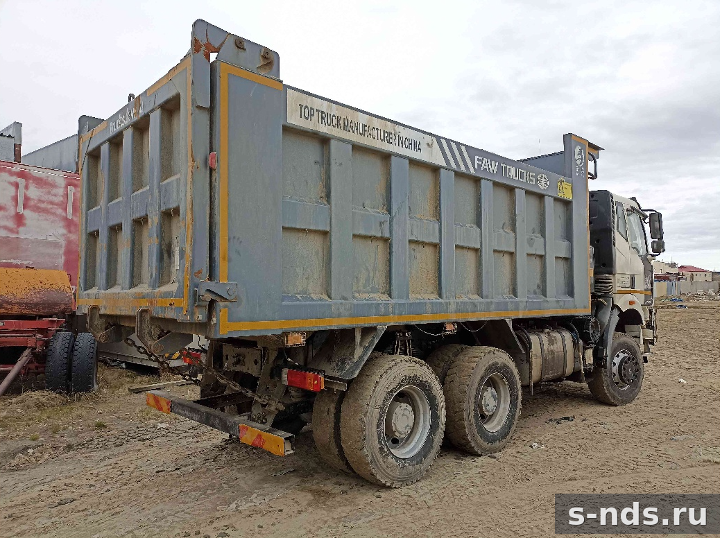 Самосвал FAW J6 6х6