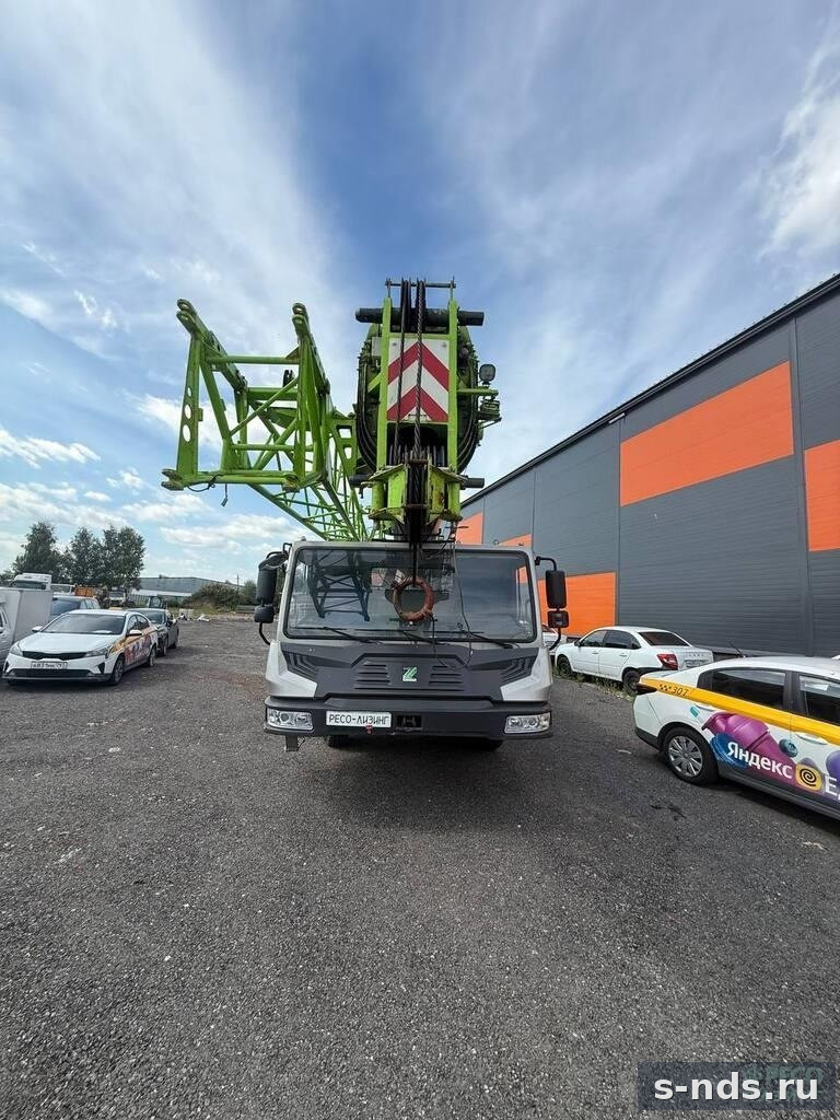 Автокран 25т. на шасси 6x4 ZOOMLION ZTC250V 2023г.