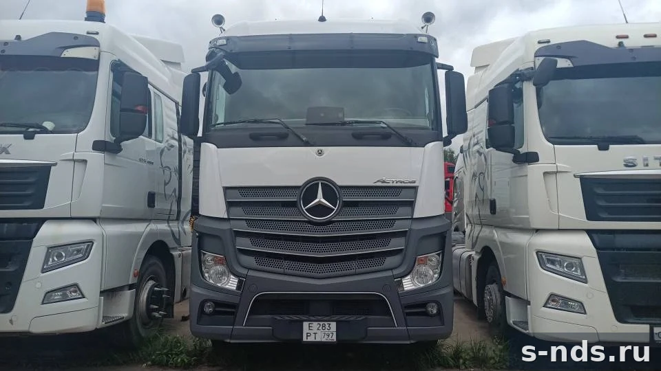 MERCEDES-BENZ