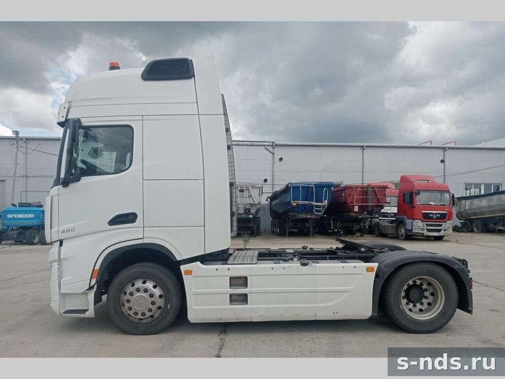 Тягач 4x2 SHACMAN  SX4188YY381 с ADR 2024г.