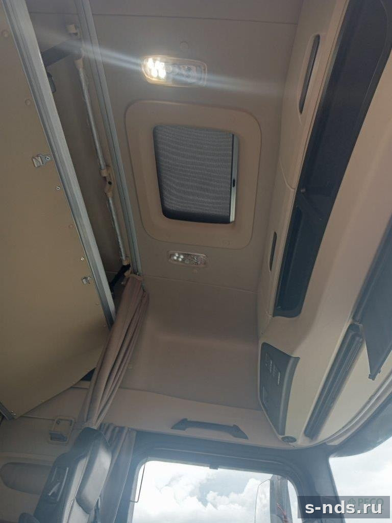 Тягач 4x2 SHACMAN  SX4188YY381 с ADR 2024г.