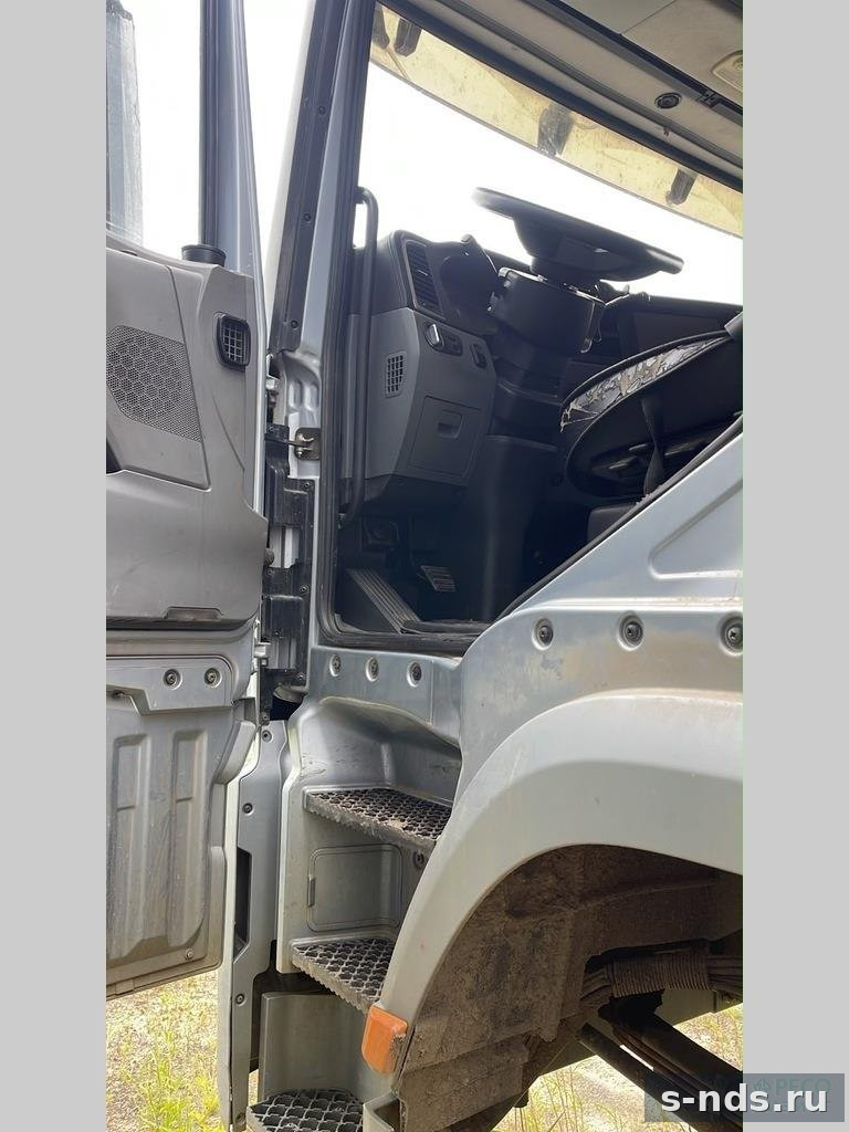 Тягач 6x6 SHACMAN SX42586V385 2023г.