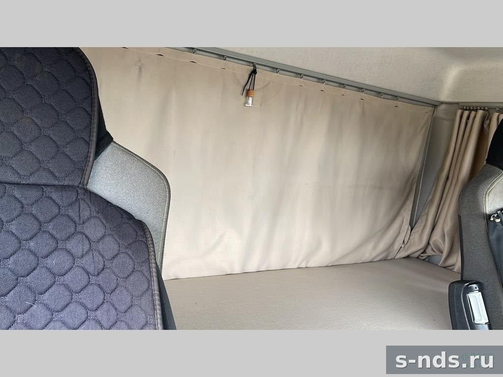 Тягач 6x6 SHACMAN SX42586V385 2023г.