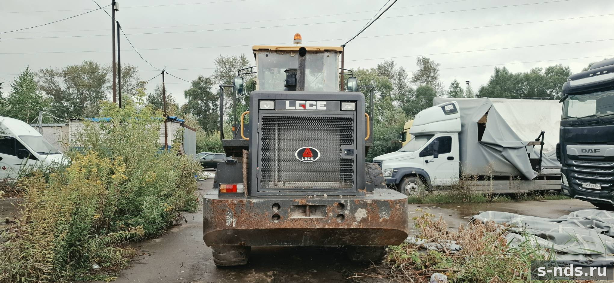 Фронтальный погрузчик
