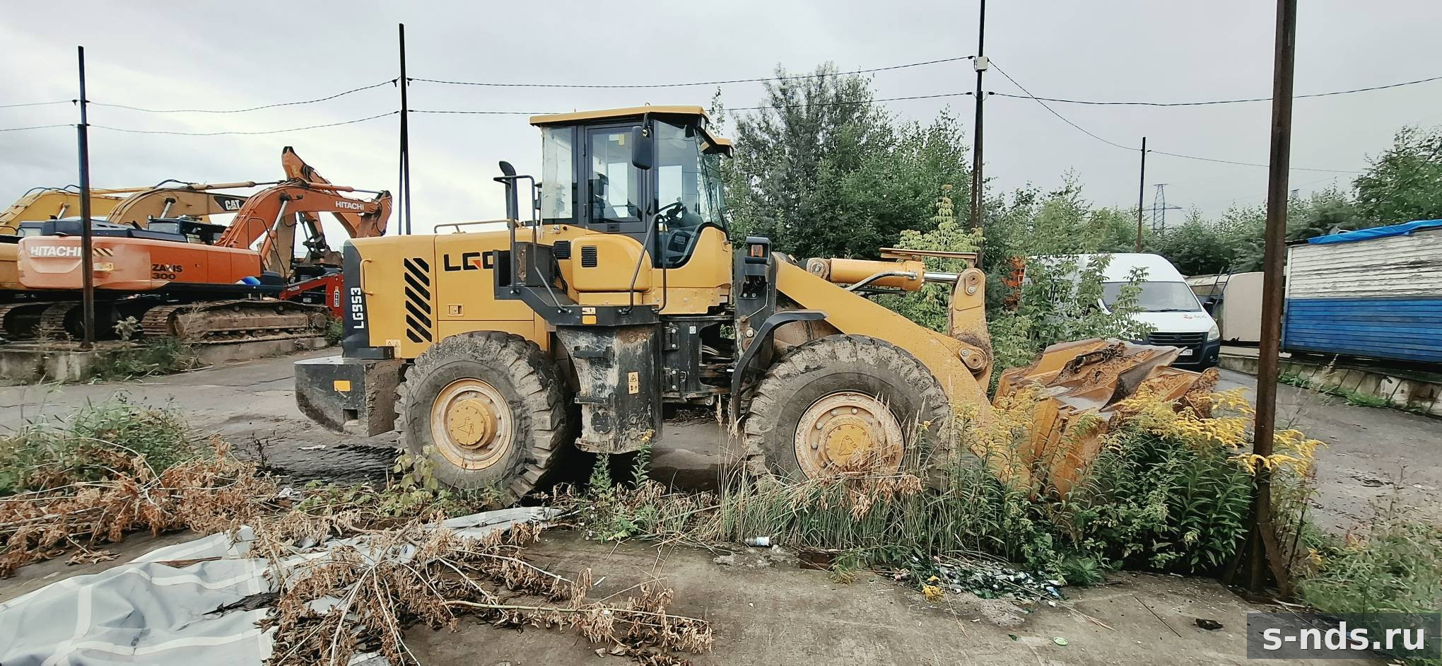 Фронтальный погрузчик