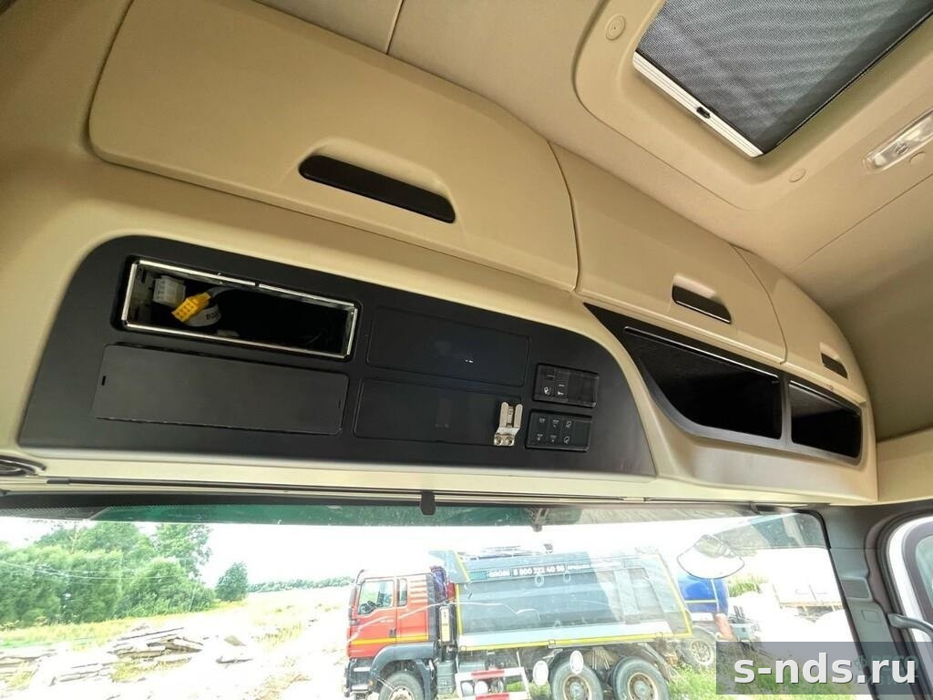 Тягач 4х2 SHACMAN  SX4188YY381 2023г.