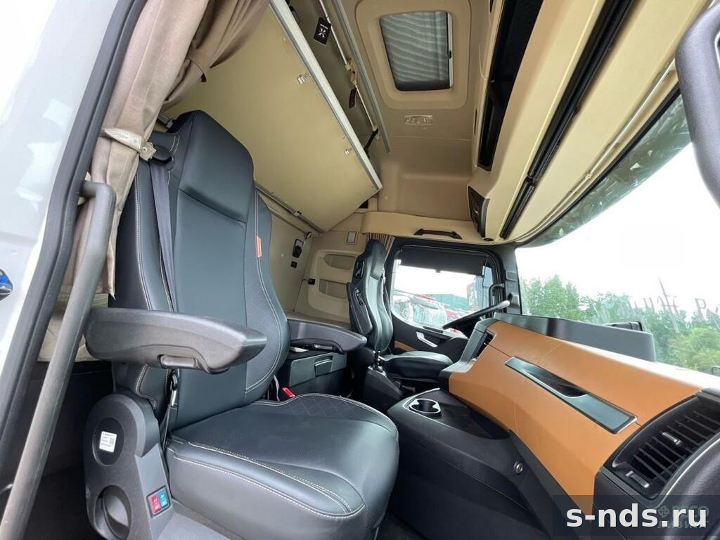 Тягач 4х2 SHACMAN  SX4188YY381 2023г.