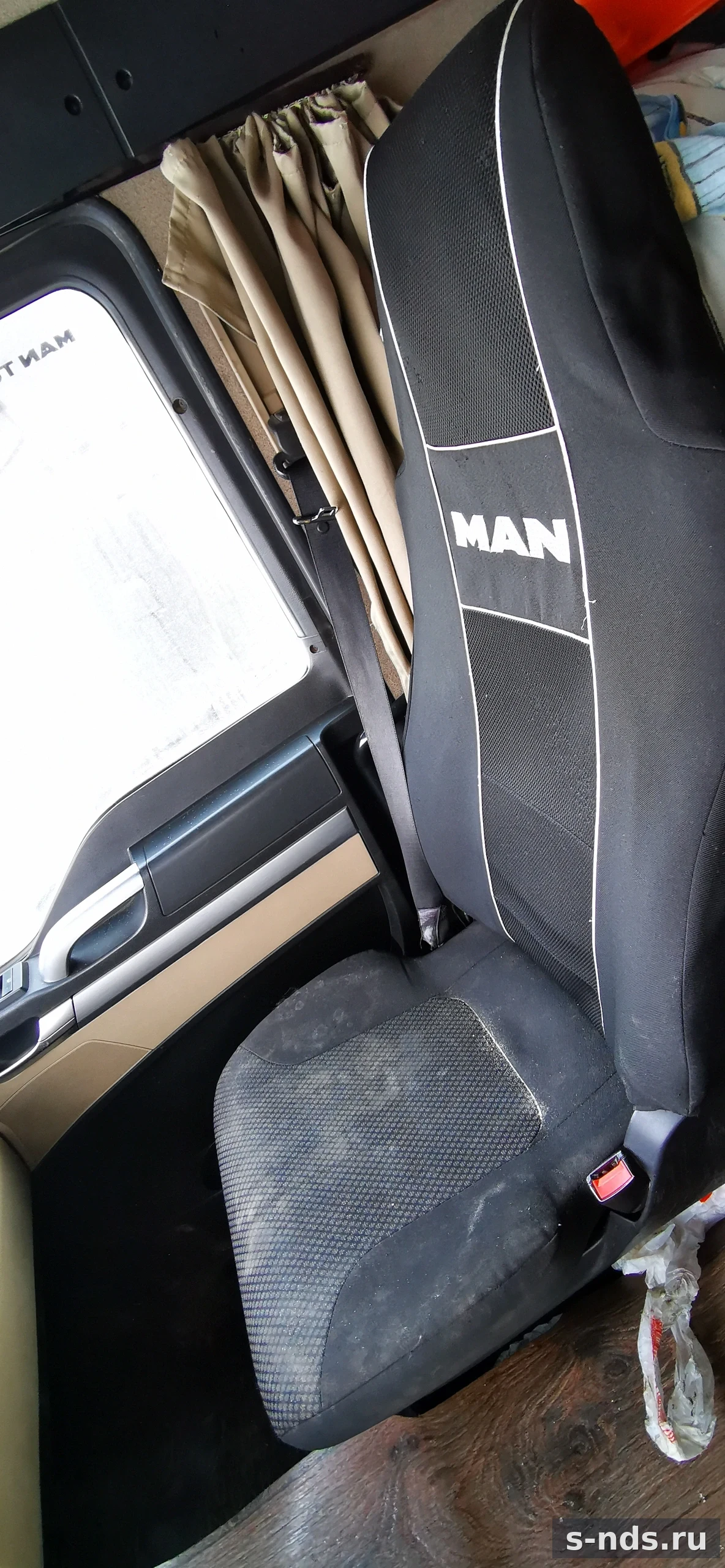 MAN
