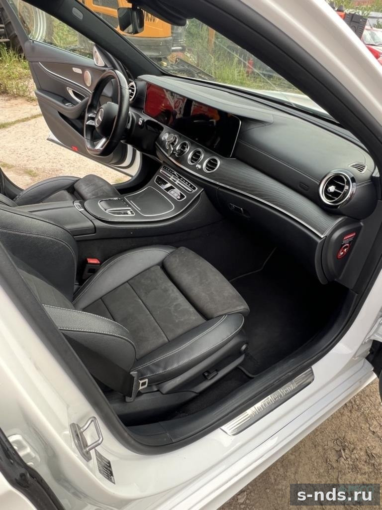 MERCEDES-BENZ E 200 4MATIC 2021г.