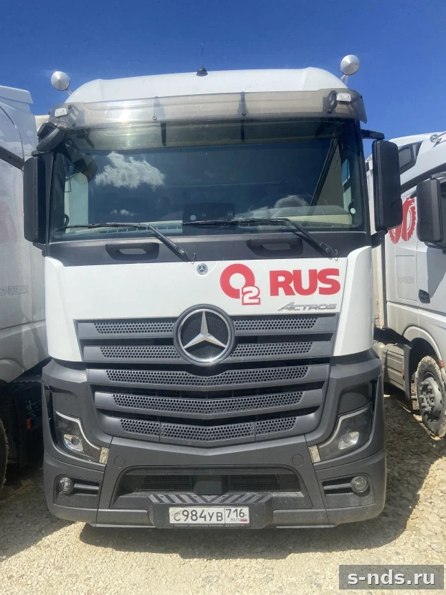 MERCEDES-BENZ