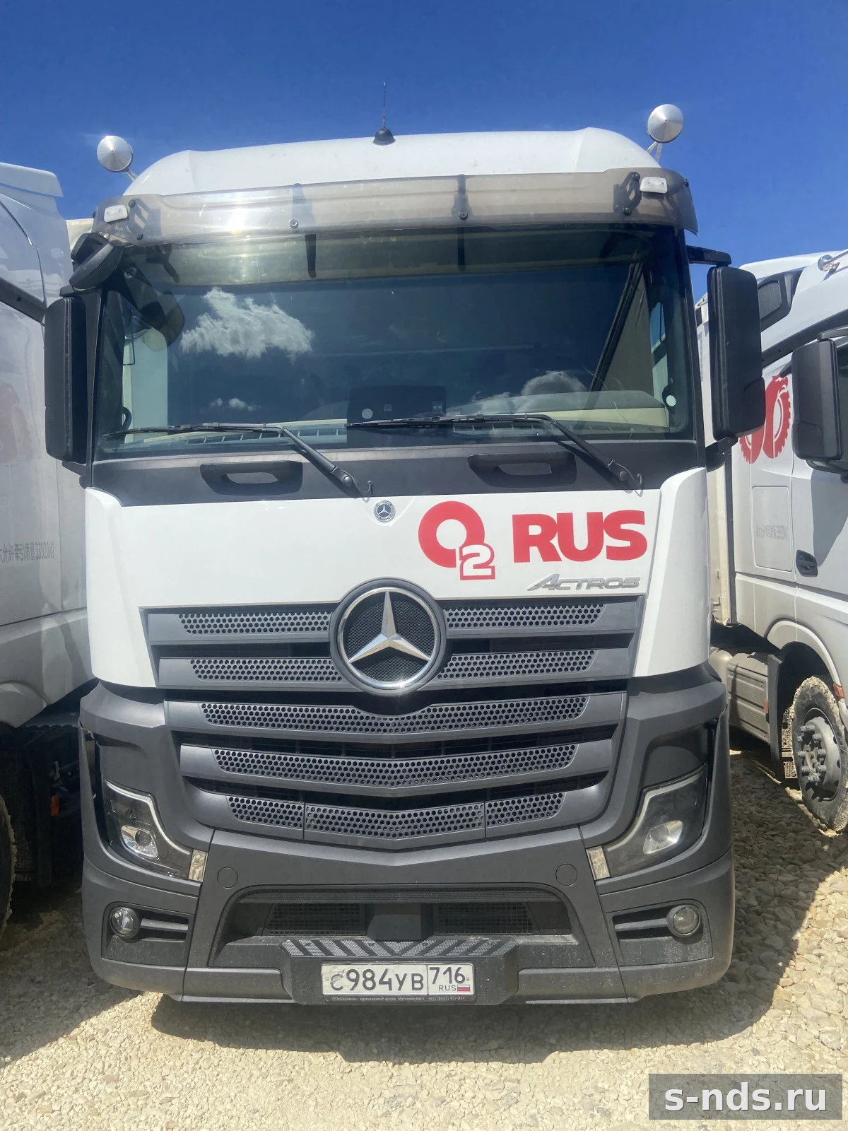 MERCEDES-BENZ