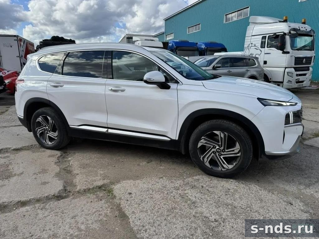 HYUNDAI Santa Fe 2022г.