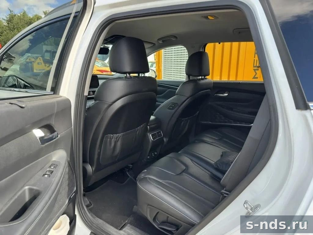 HYUNDAI Santa Fe 2022г.